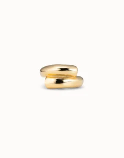 Anillo bañado en oro de 18k con forma tubular cerrado al centro