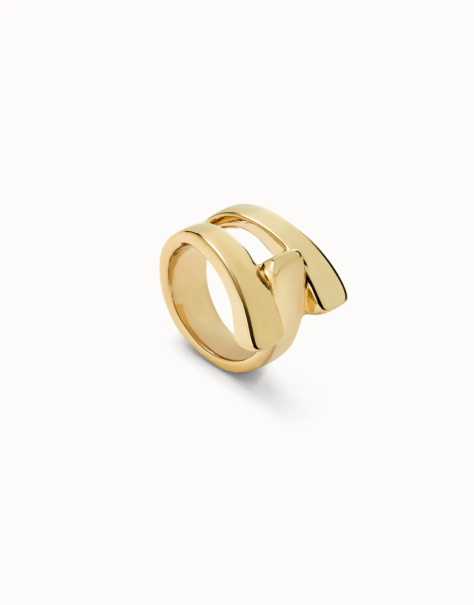Anillo bañado en oro rectangular liso para mujer