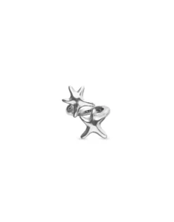 Anillo bañado en plata con estrellas de mar entrelazadas