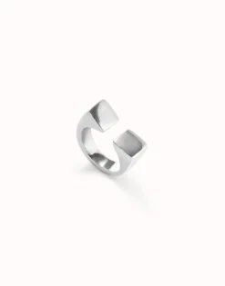 Anillo bañado en plata de ley con forma cuadrada