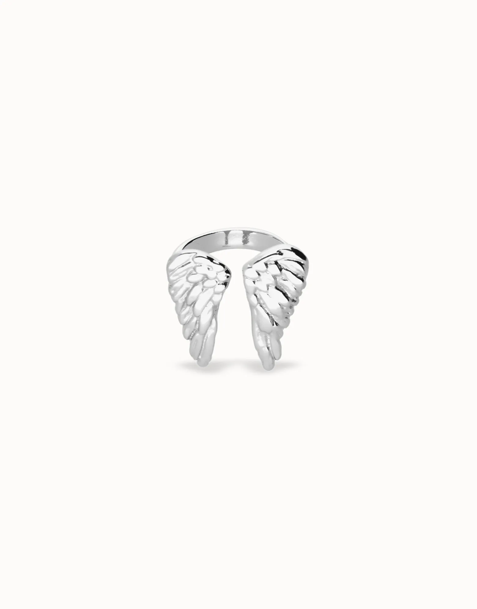 Anillo bañado en plata de ley con forma de alas