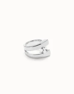 Anillo bañado en plata de ley con líneas curvas