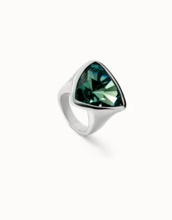 Anillo bañado en plata de ley con forma triangular grande