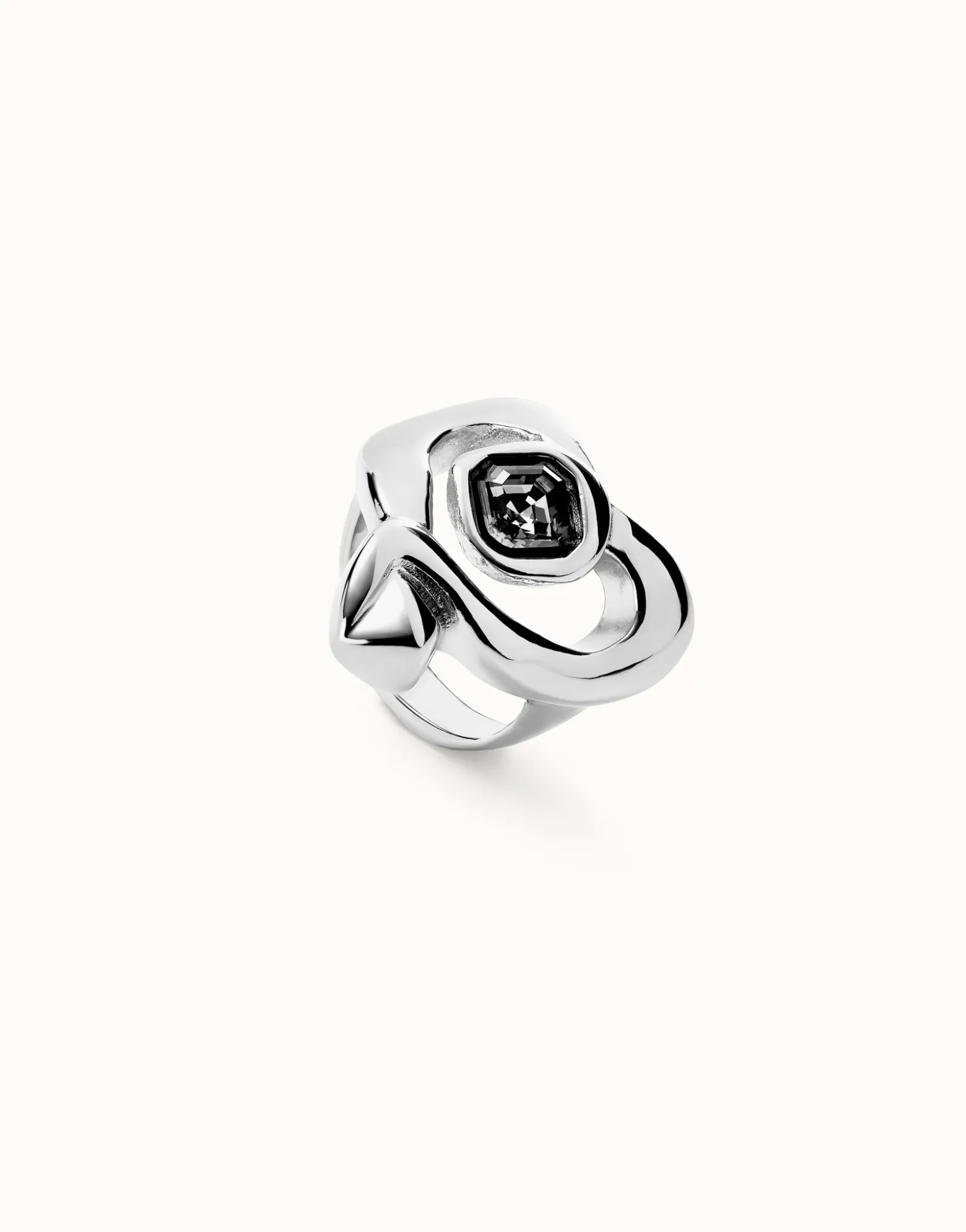Anillo bañado en plata de ley con corazón grande central