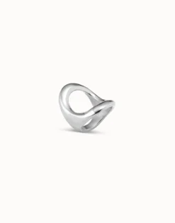 Anillo bañado en plata de ley con óvalo central grande
