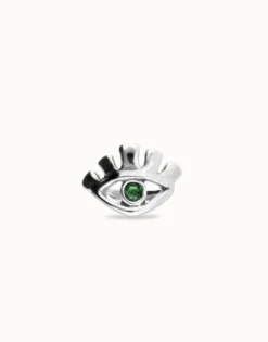 Anillo bañado en plata de ley en forma de ojo con cristal facetado verde