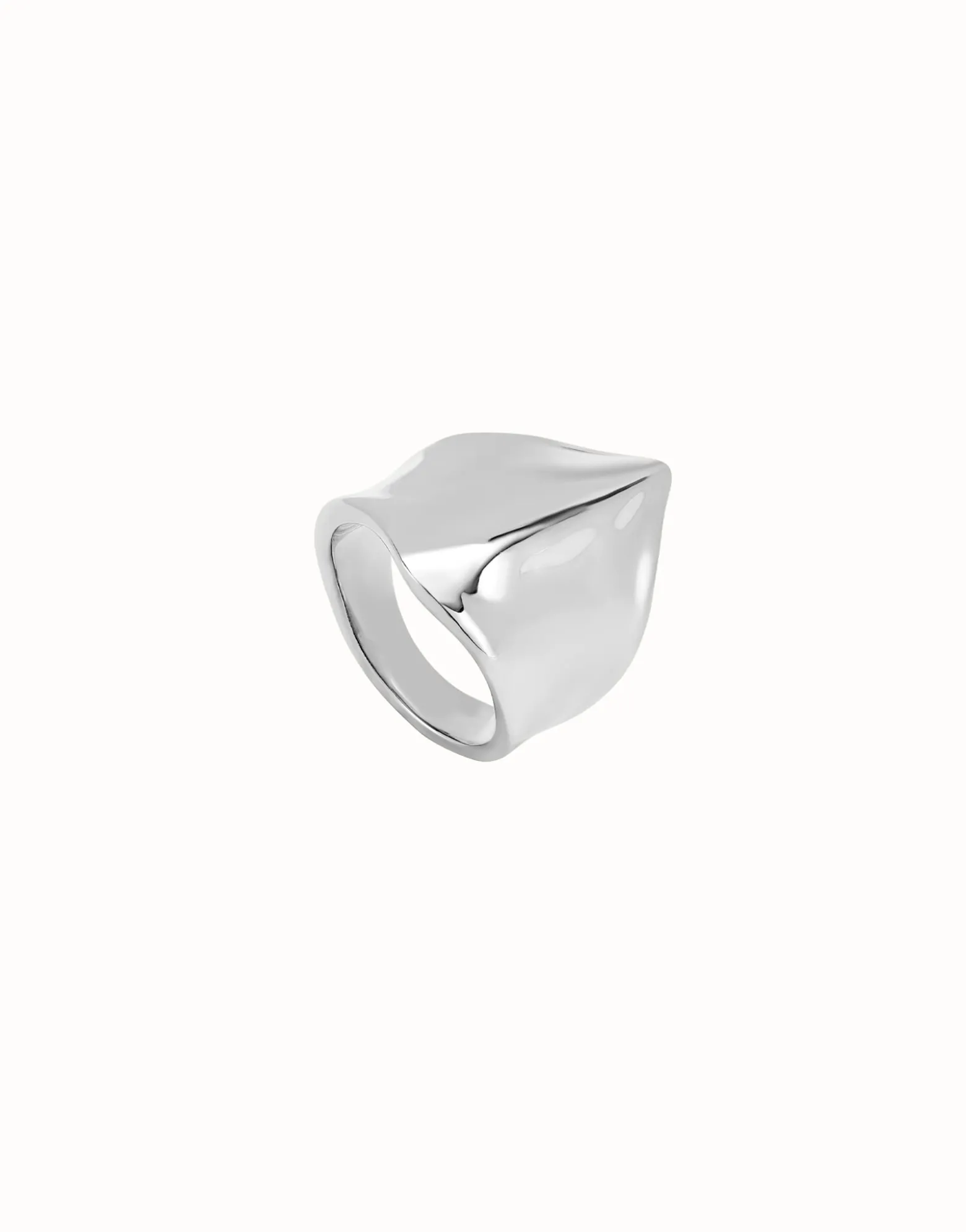Anillo bañado en plata de ley figura mantarraya