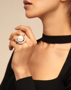 Anillo bañado en plata de ley y perla