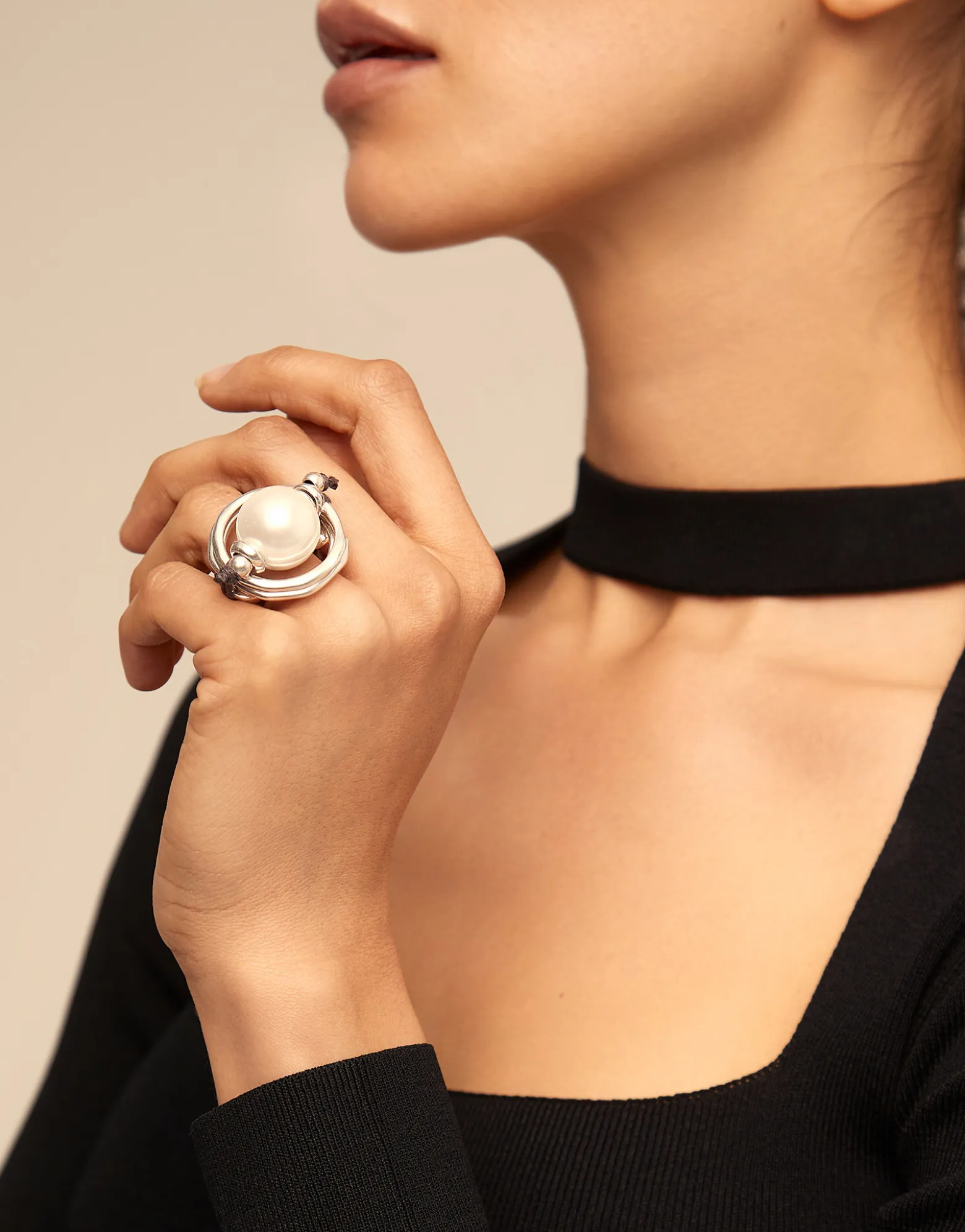 Anillo bañado en plata de ley y perla