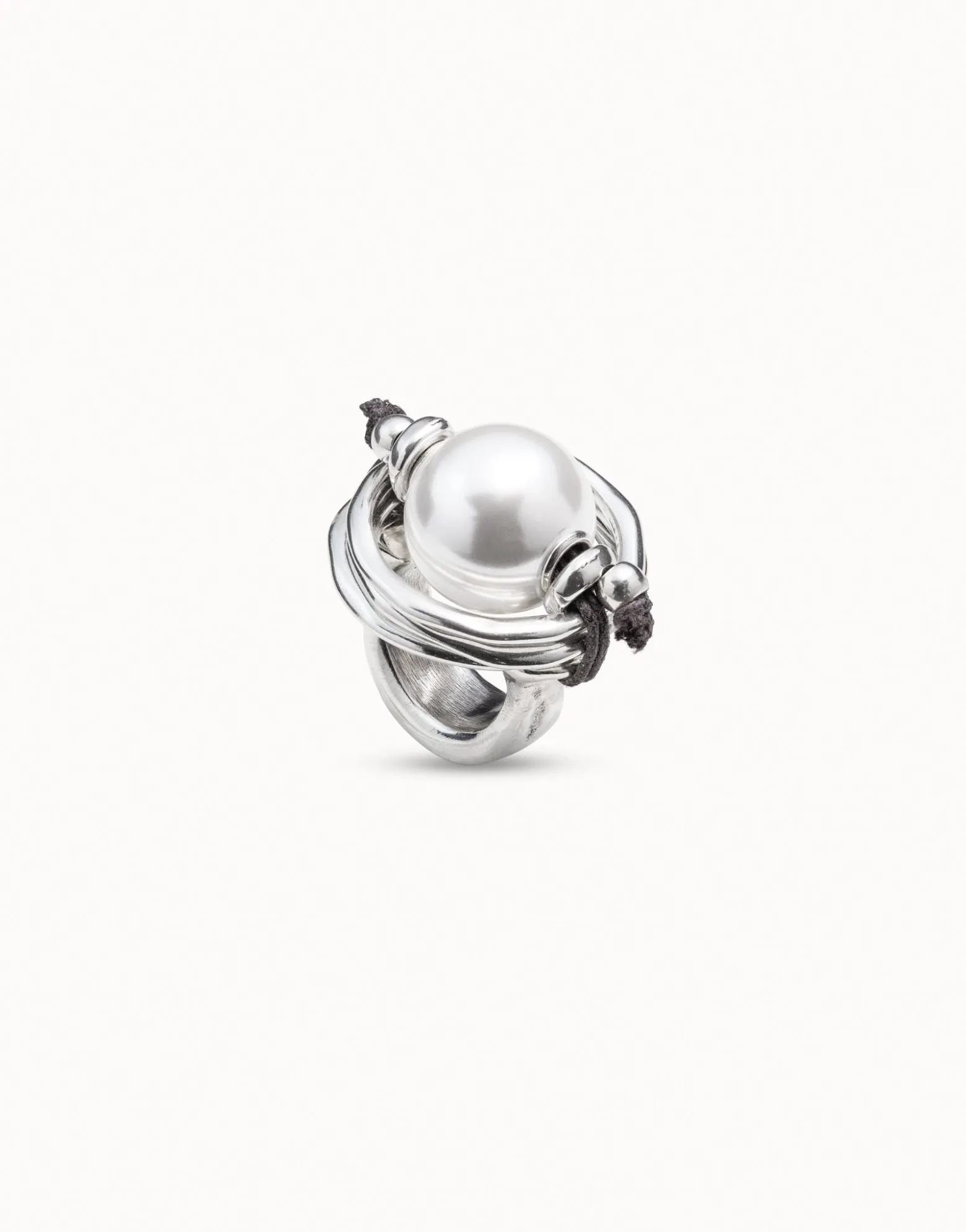 Anillo bañado en plata de ley y perla