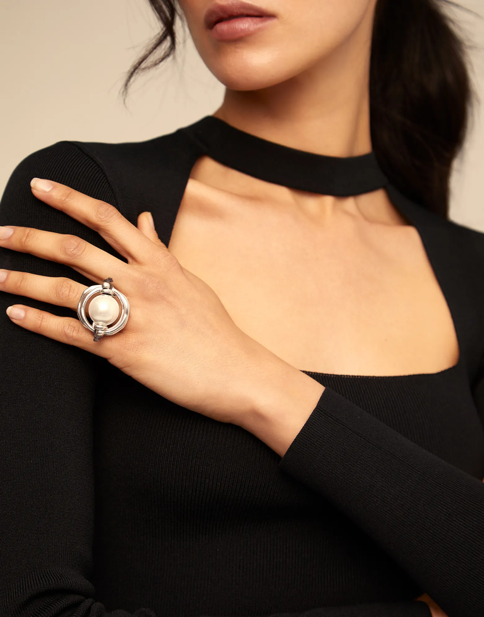 Anillo bañado en plata de ley y perla