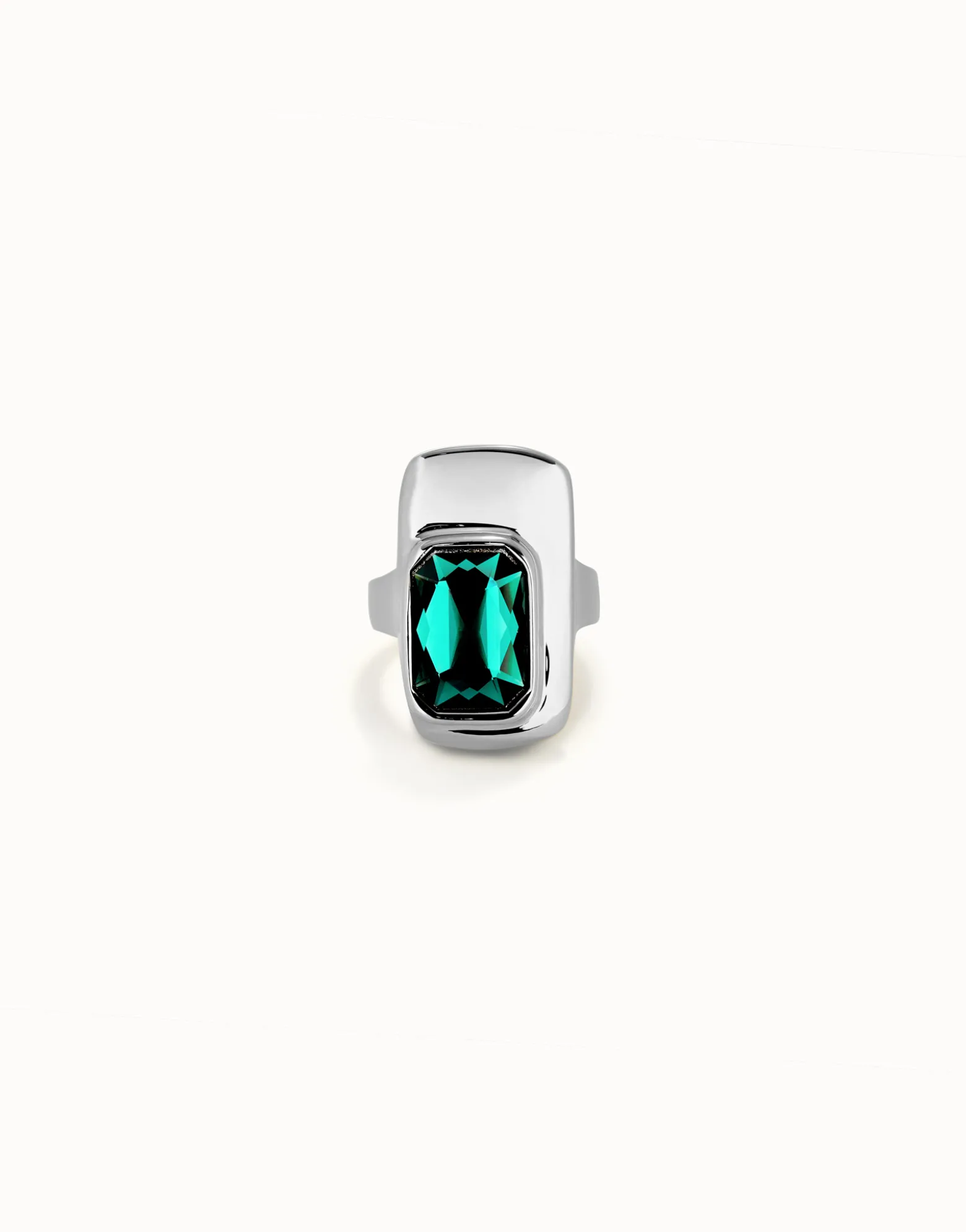 Anillo bañado plata de ley con cristal verde