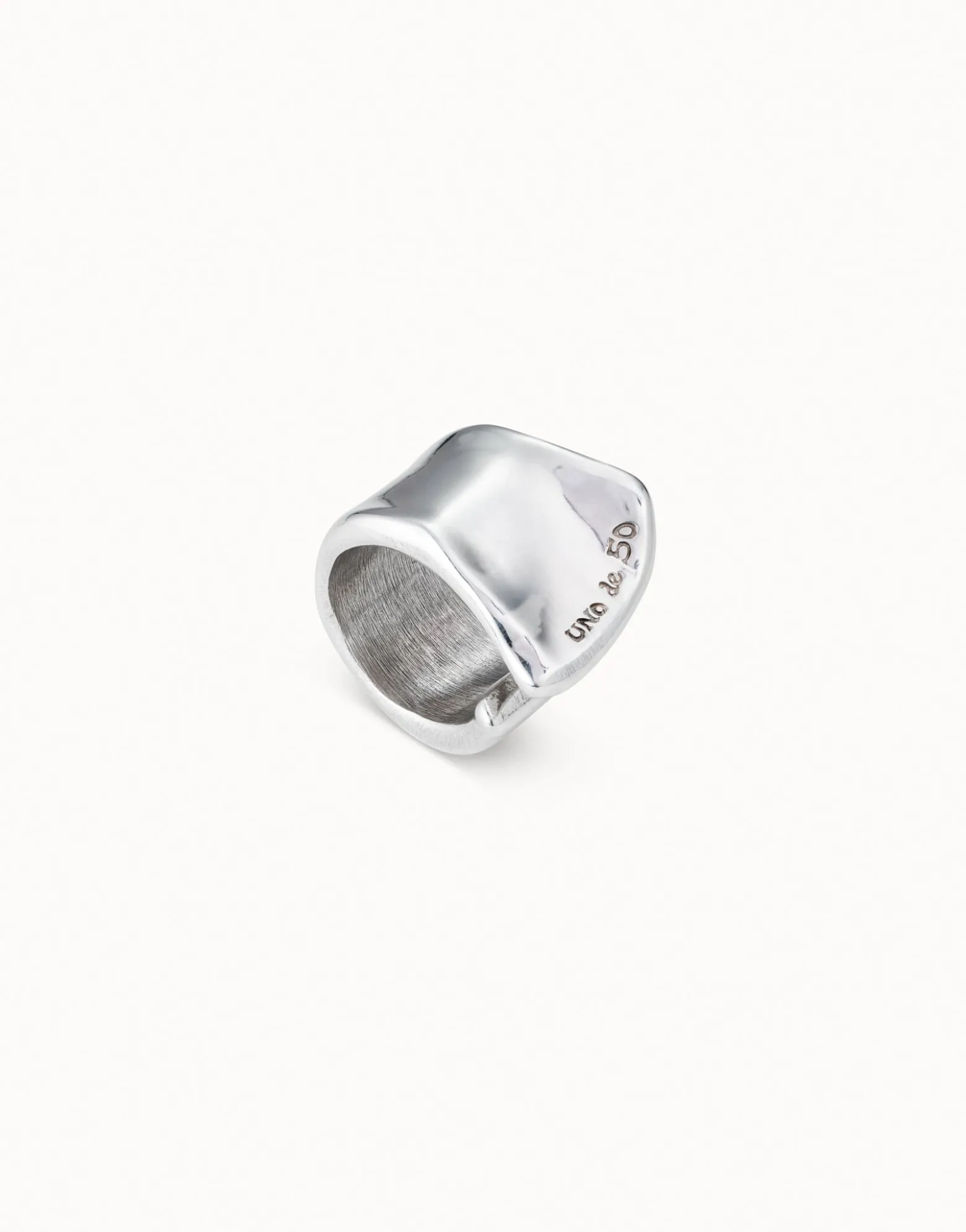 Anillo hendidura bañado en plata de ley