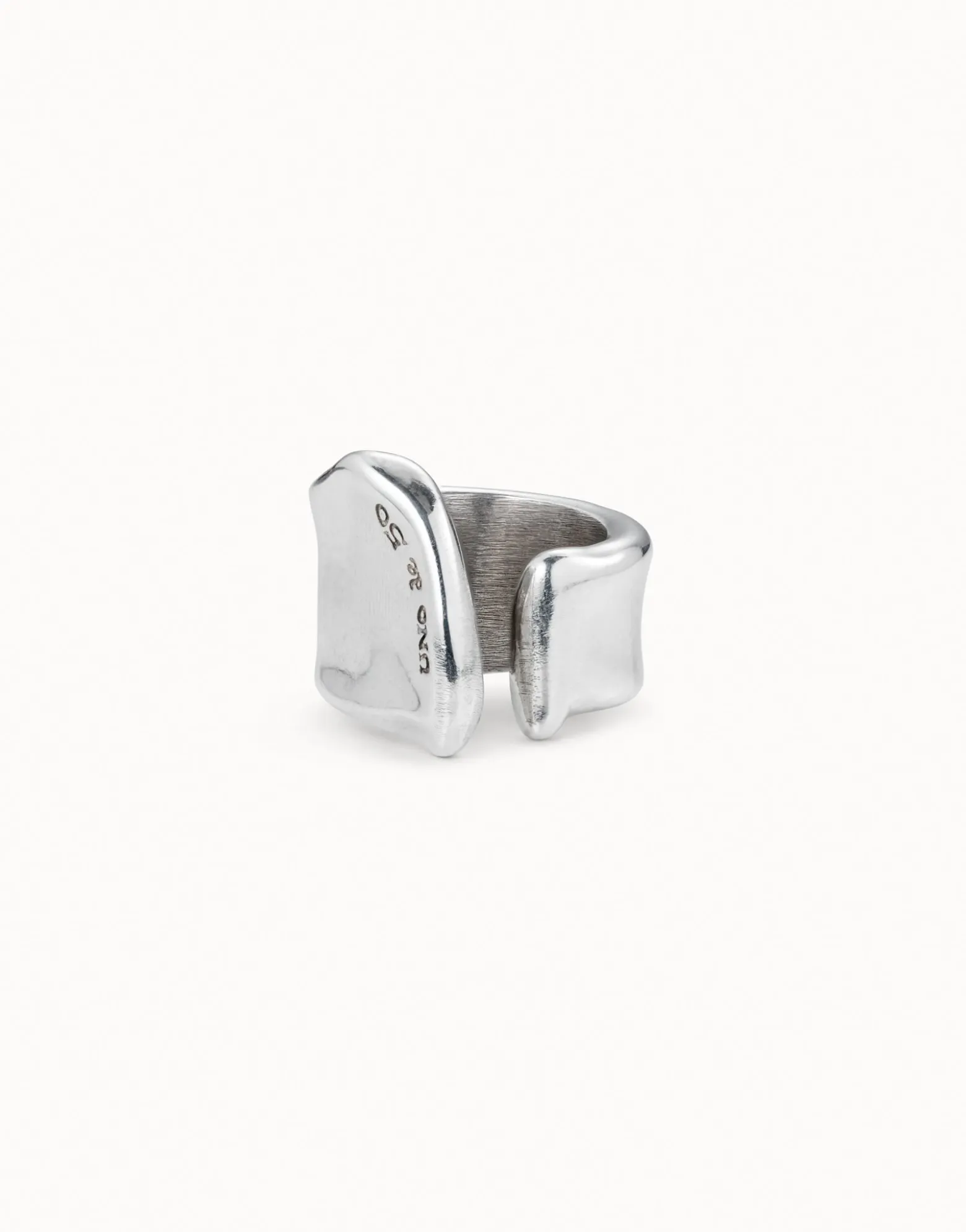 Anillo hendidura bañado en plata de ley