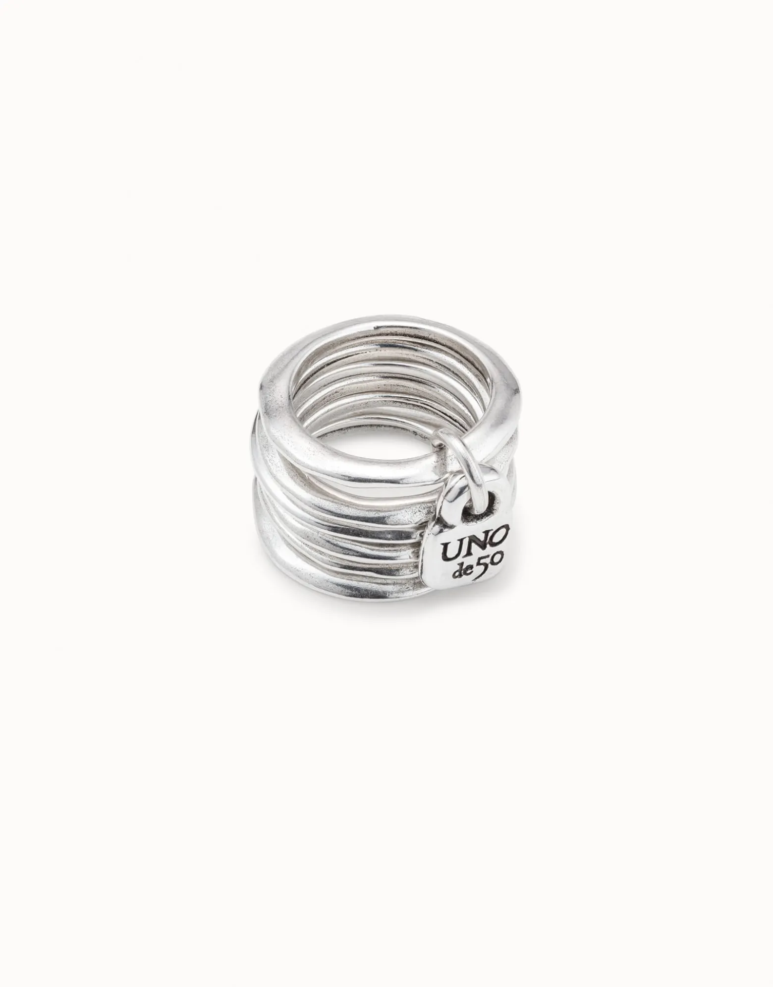 Anillo múltiple bañado en plata de ley