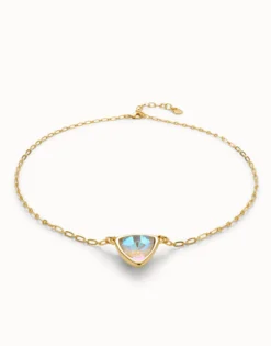 Colgante bañado en oro 18k de eslabones con triangulo y cristal multicolor