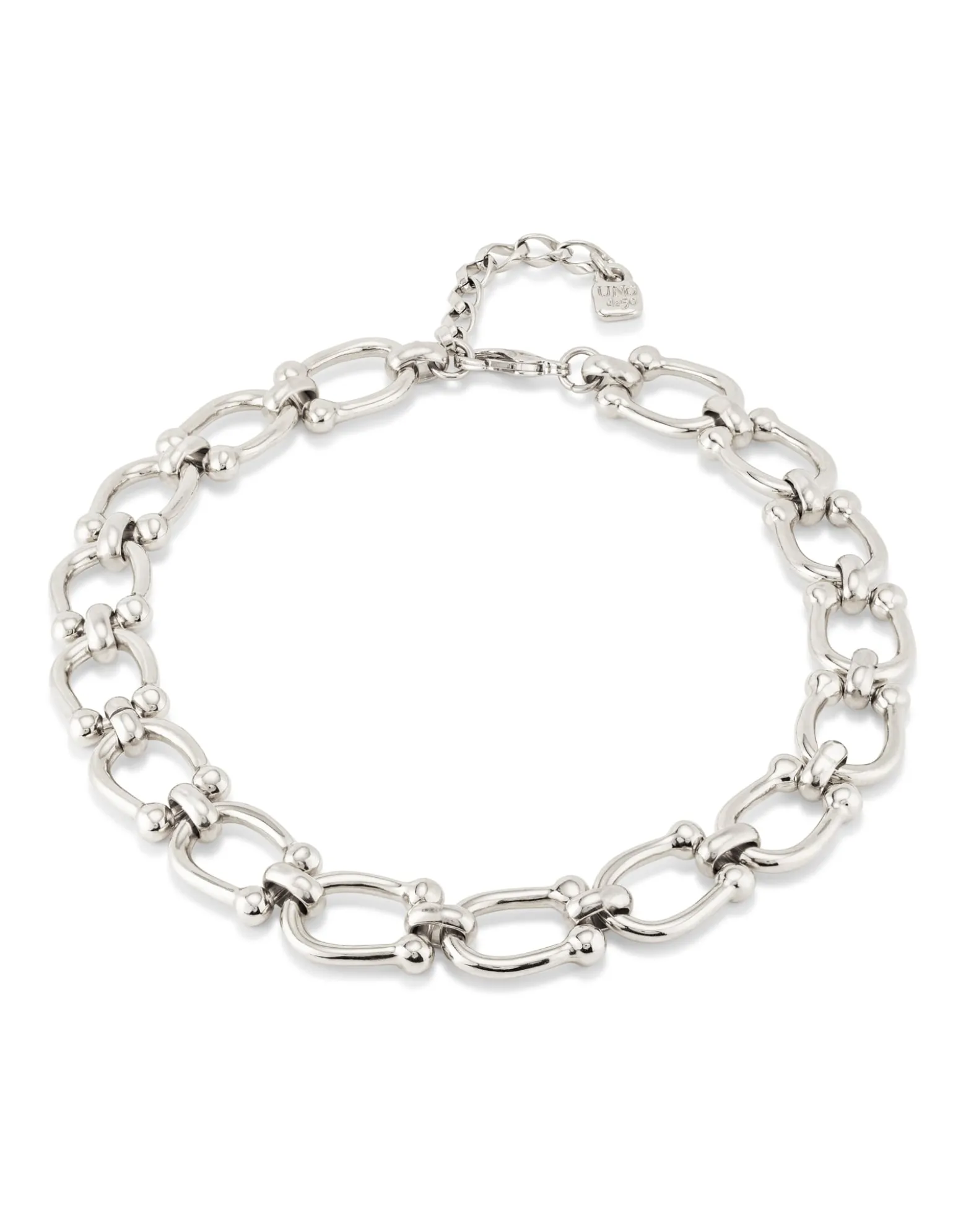 Collar bañado en plata con eslabones medianos