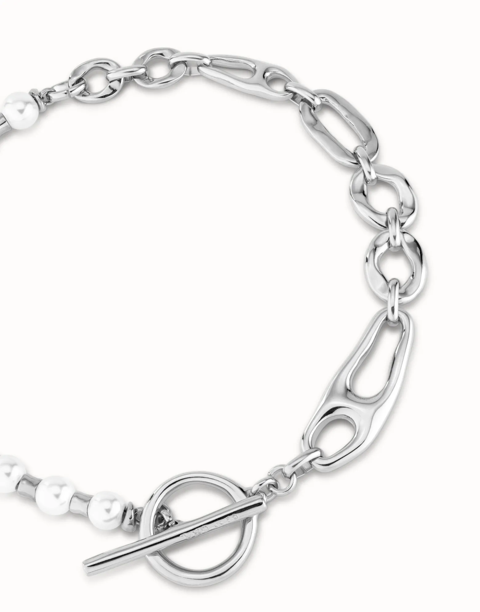 Collar bañado en plata de ley con combinación de eslabones y perlas