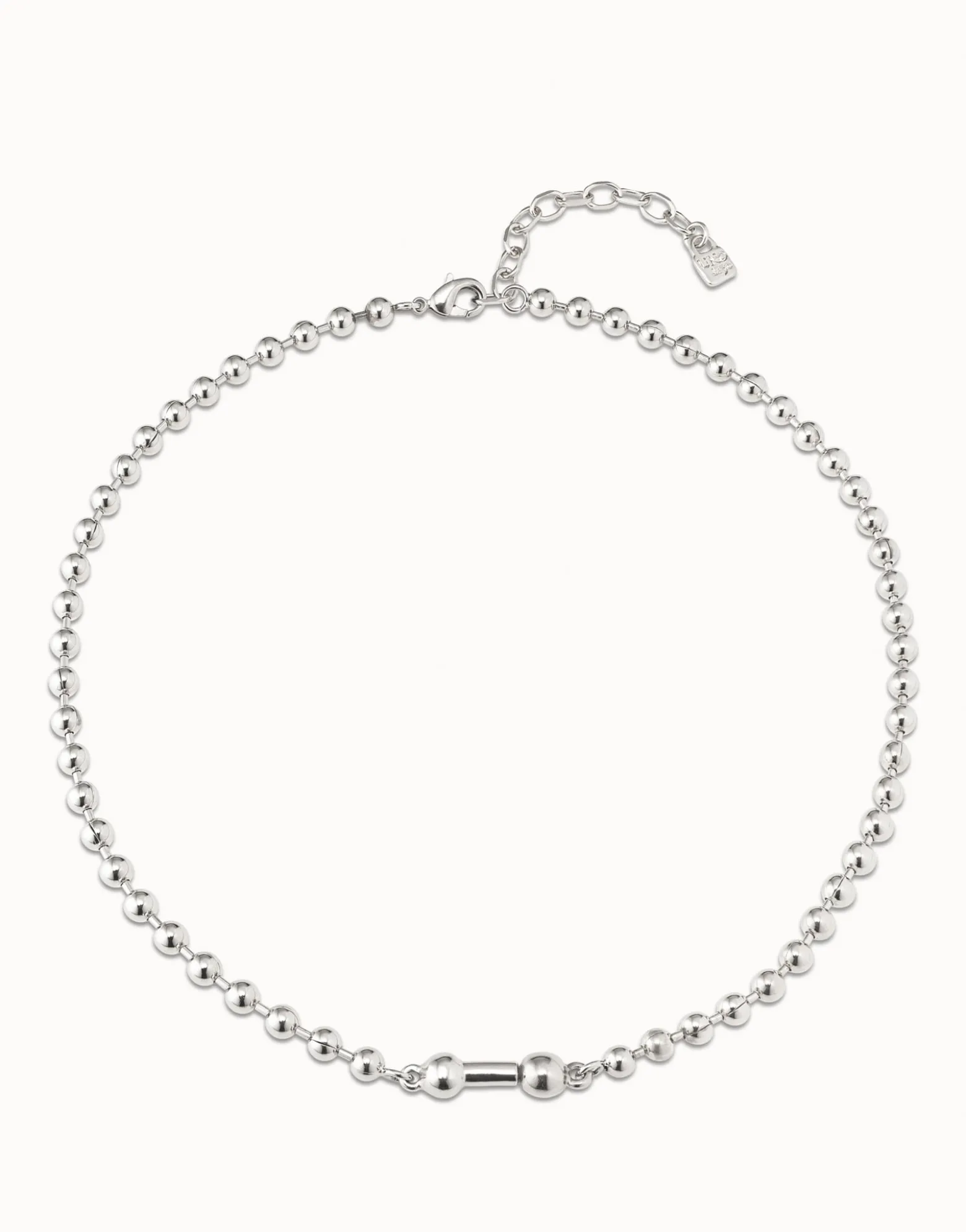 Collar corto bañado en plata de ley
