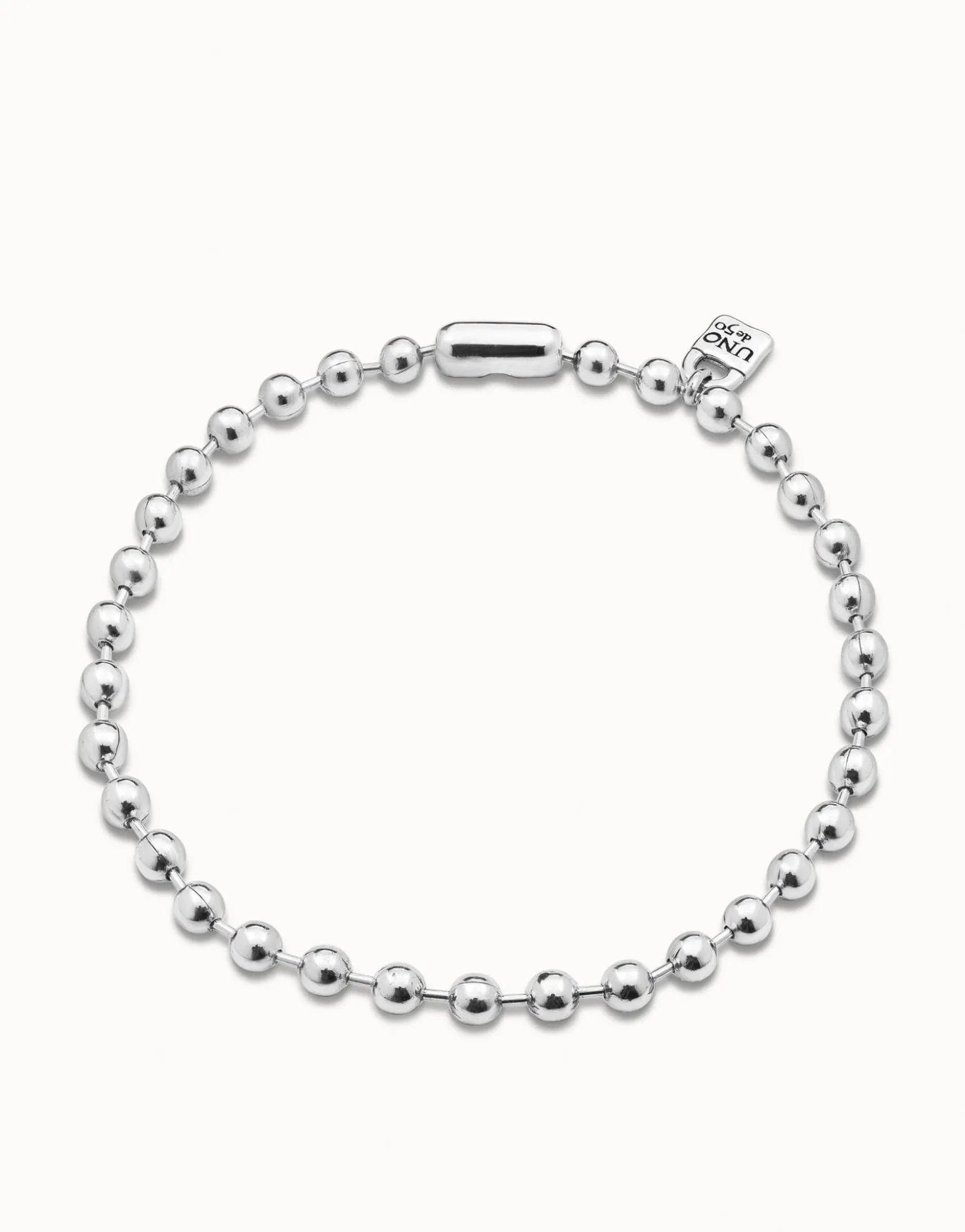 Collar de cuentas bañada en plata de ley
