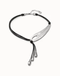 Collar de cuero ajustable con ala de libélula bañado en plata de ley