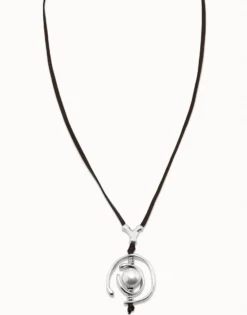 Collar de cuero y perla bañado en plata de ley mujer