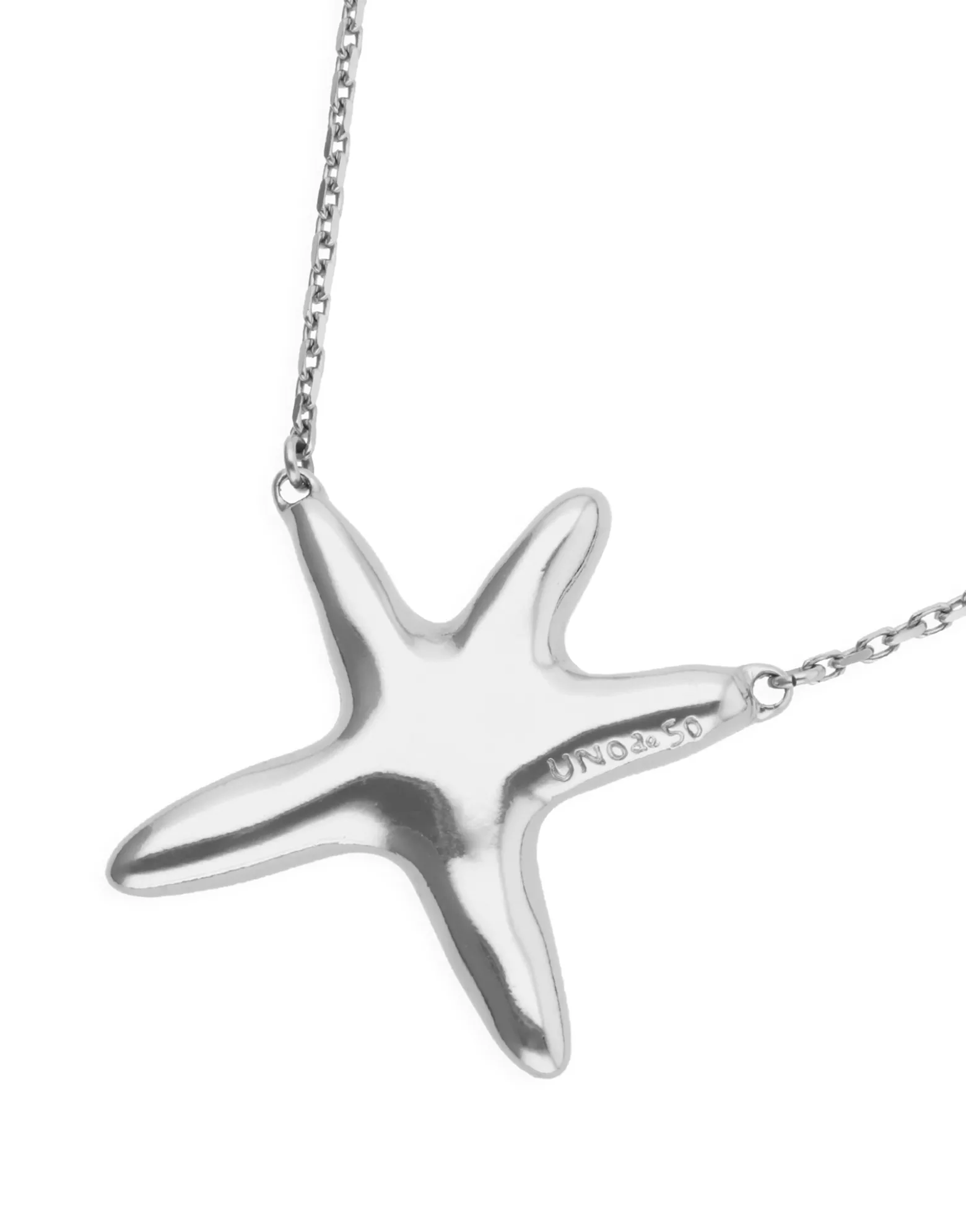 Collar largo bañado en plata con estrella de mar