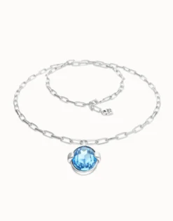 Collar largo bañado en plata con cristal facetado ovalado azul grande