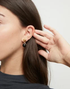 Pendientes bañados en oro 18k con dos bolas y cristal de murano