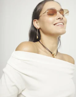 Pendientes bañados en oro 18k con cadena larga y esfera