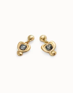 Pendientes bañados en oro 18k con corazón colgante y cristal negro
