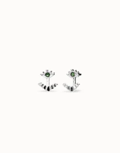 Pendientes bañados en plata en forma de ojo con pestañas y cristal facetado verde