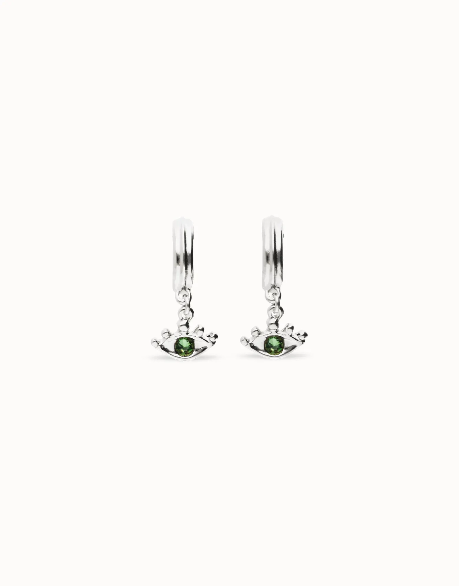 Pendientes de aro bañados en plata de ley con forma ojo y cristal facetado verde