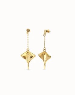 Pendientes largos bañados en oro de 18k con mantarraya