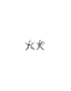 Pendientes pequeños bañados en plata estrellas de mar