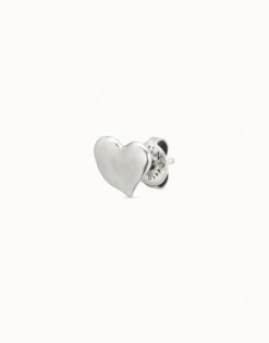 Piercing bañado en plata de ley de corazón