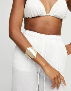 Pulsera ancha bañada en oro de 18k estructura mantarraya