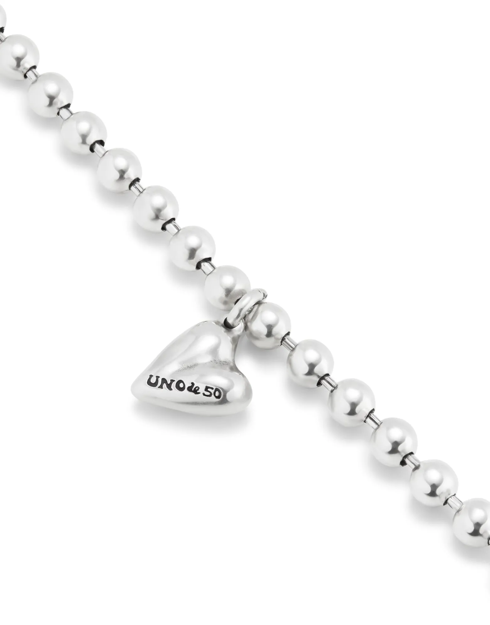 Pulsera bañada en plata de ley con bolas y charm de corazón