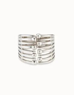 Pulsera bañada en plata de ley con múltiples cabezas de clavo