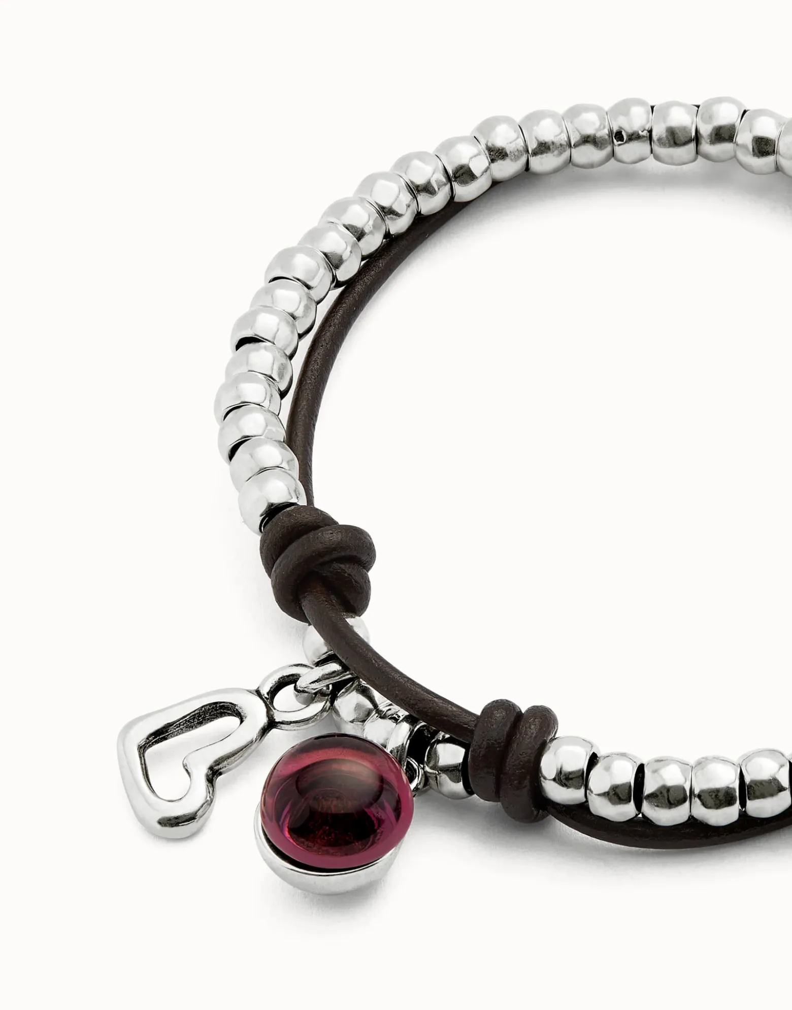 Pulsera bañada en plata de ley con cuero y cristal morado