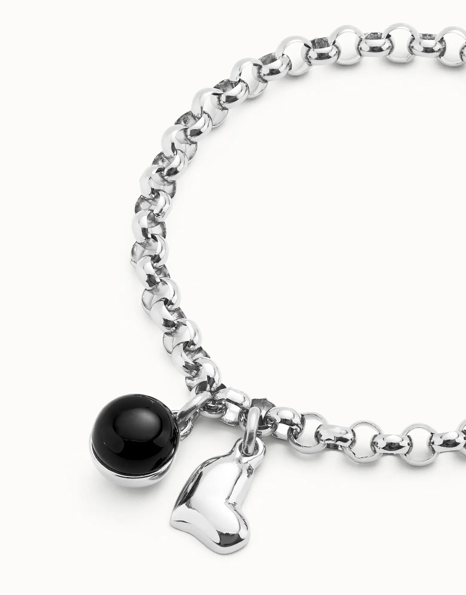Pulsera cadena bañadas en plata de ley con charm corazón