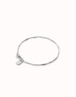 Pulsera con bolas y piezas alargadas bañada en plata de ley