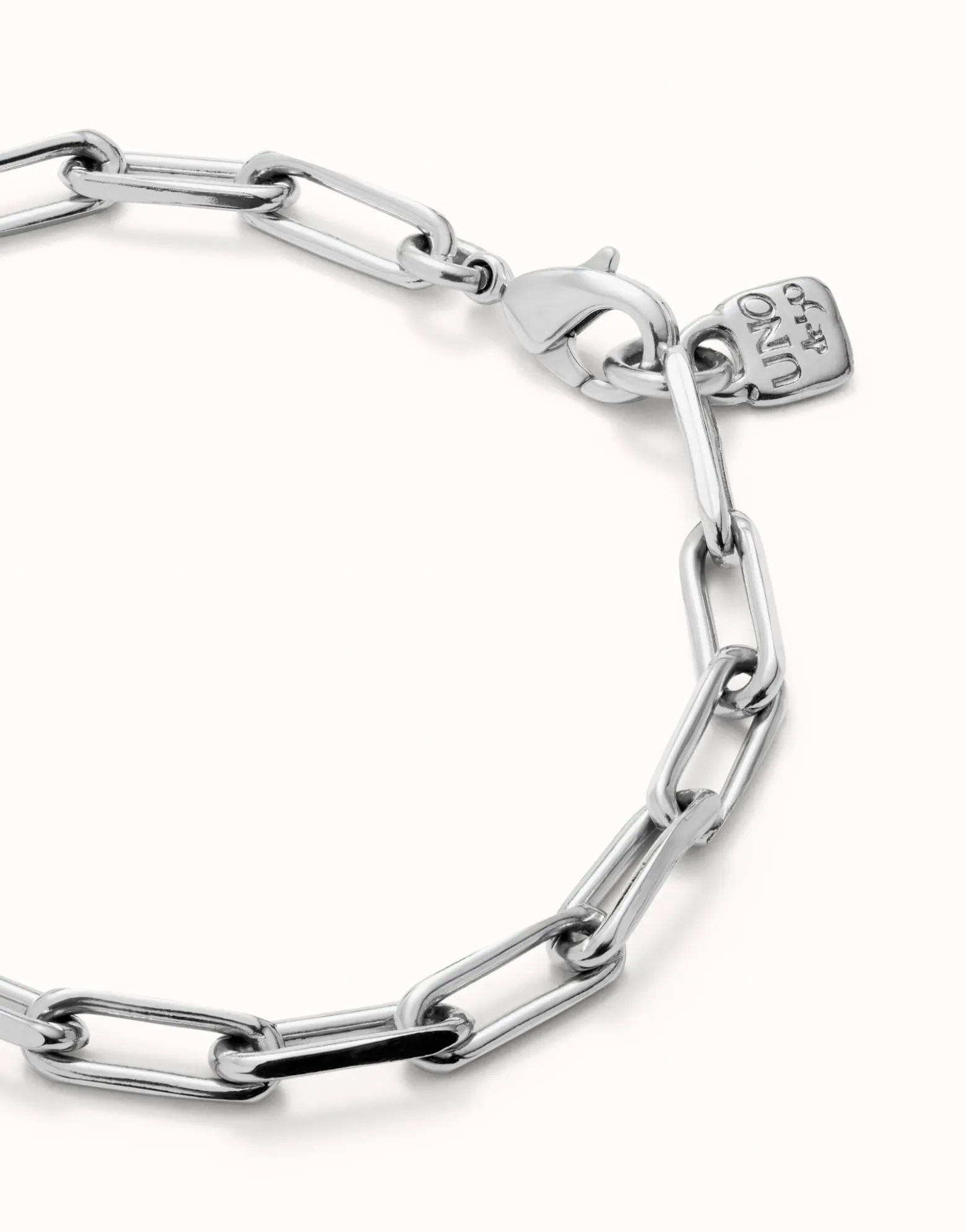 Pulsera con eslabones grandes bañada en plata de ley
