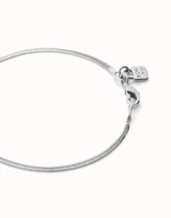 Pulsera con forma plana bañada en plata de ley
