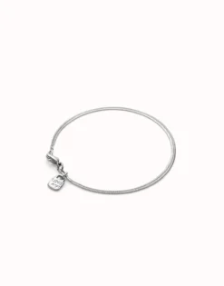 Pulsera con forma plana bañada en plata de ley