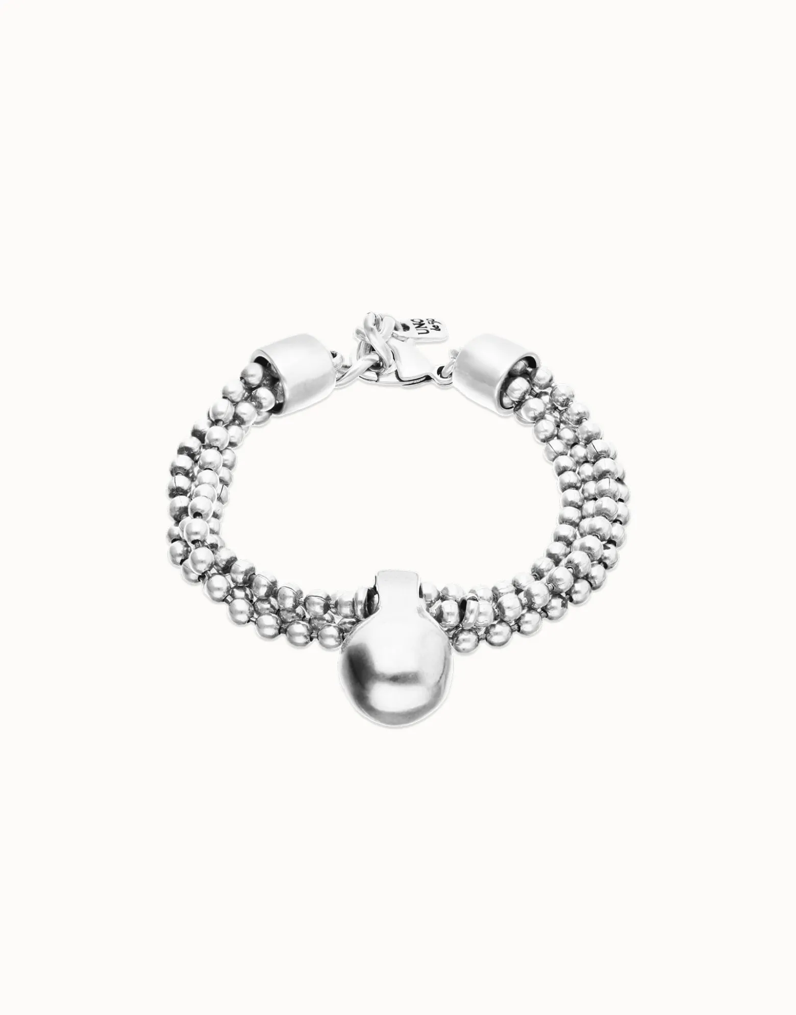 Pulsera con hilos plateados y esfera grande