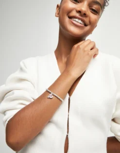 Pulsera de bolas bañadas en plata de ley con cristal rosa