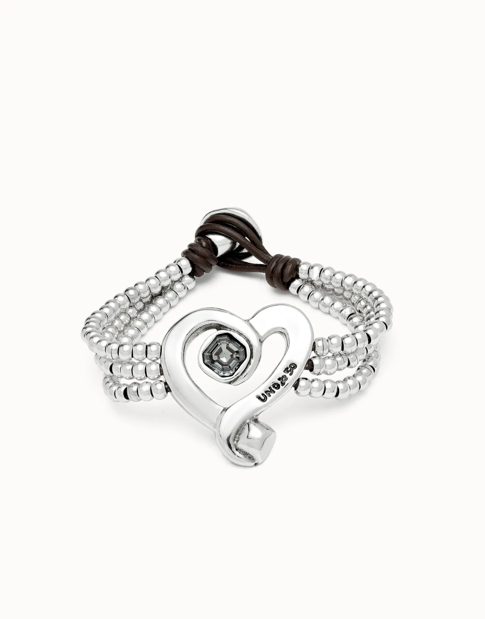 Pulsera de cuentas con corazón bañado en plata de ley con cristal negro