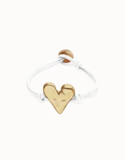 Pulsera de cuero blanco con detalle de corazón bañado en oro 18k
