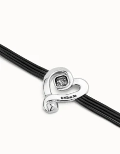 Pulsera de cuero con corazón bañado en plata de ley con cristal negro